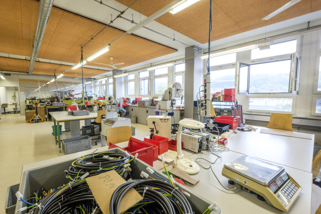 SZU Elektrotechnische Fertigung