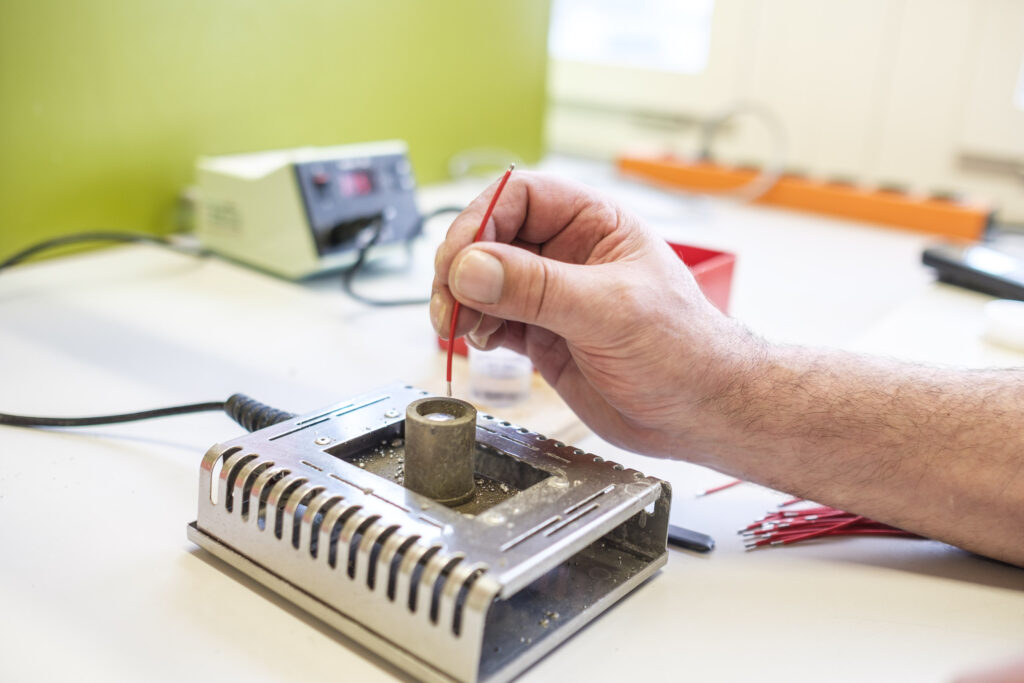 SZU Elektrotechnische Fertigung